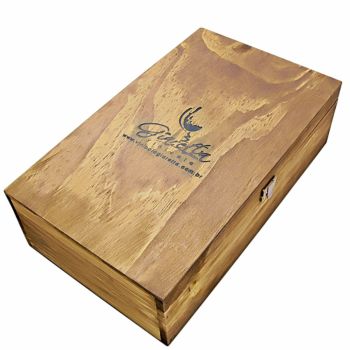 Kit Espumantes Giaretta Presente Due (02 unidades) Embalagem em madeira