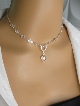 COLAR JOINHA FOLHEADA A PRATA - ZIRCONIAS CRISTAL E PINGENTE CORAÇÃO