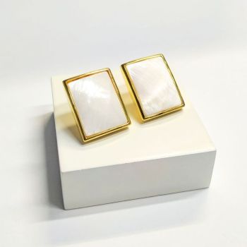 Brinco de Madrepérola Banhado a Ouro 18k