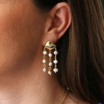 Brinco Liso com Pérolas Banhado a Ouro 18k