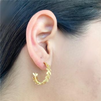 BRINCO ARGOLA SETA PEQUENO BANHO OURO 18K