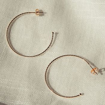 Argola diamantada folheada a ouro 18k