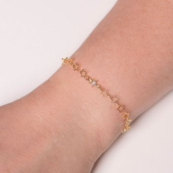 Pulseira Banho de Ouro 18K Estrelas Vazadas com Detalhes em Pedras (18cm)